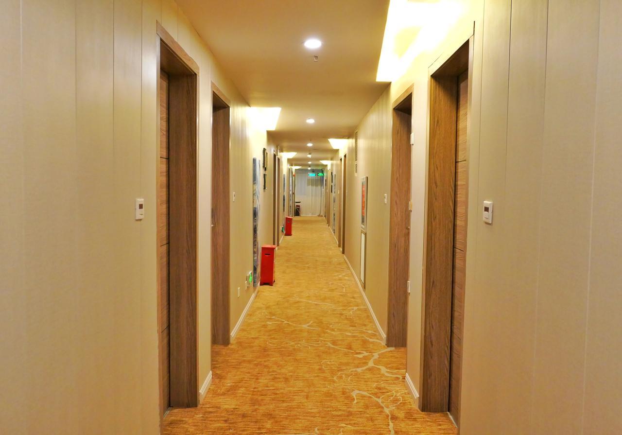 山水时尚酒店深圳布吉地铁站店 Екстер'єр фото